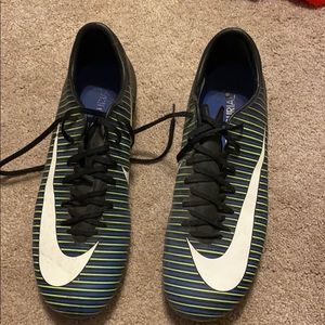 Men’s soccer cleats